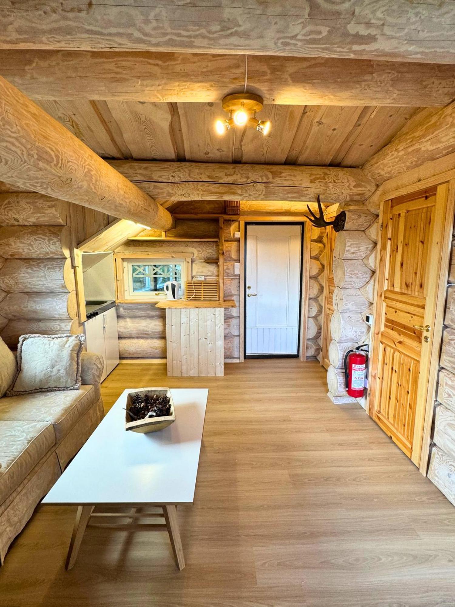 Unique Arctic Timber Cabin Skaidi Exterior photo